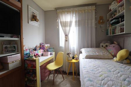 Apartamento à venda com 94m², 3 quartos e 2 vagasQuarto 2