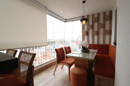 Apartamento à venda com 94m², 3 quartos e 2 vagasVaranda Sala