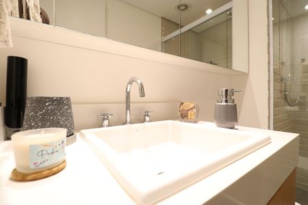 Apartamento à venda com 62m², 2 quartos e 2 vagasBanheiro Social