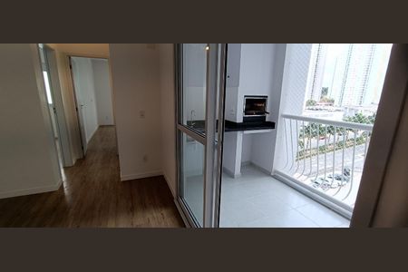 Apartamento para alugar com 90m², 2 quartos e 2 vagasSala