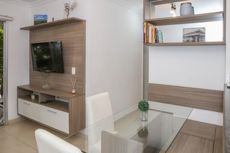 Apartamento para alugar com 50m², 2 quartos e 1 vaga Apartamento para alugar com 50m², 2 quartos e 1 vagaSala