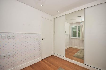 Apartamento para alugar com 70m², 2 quartos e 1 vaga Apartamento para alugar com 70m², 2 quartos e 1 vagaQuarto