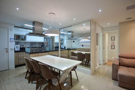 Apartamento para alugar com 70m², 2 quartos e 1 vaga Apartamento para alugar com 70m², 2 quartos e 1 vagaSala de Jantar