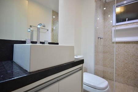 Apartamento para alugar com 70m², 2 quartos e 1 vaga Apartamento para alugar com 70m², 2 quartos e 1 vagaBanheiro