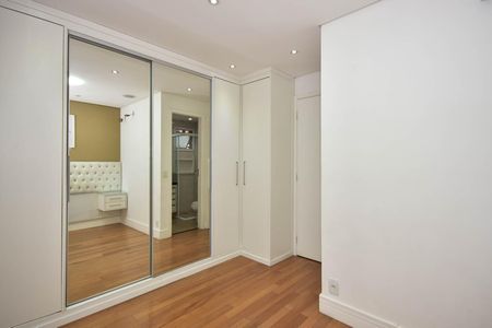 Apartamento para alugar com 70m², 2 quartos e 1 vaga Apartamento para alugar com 70m², 2 quartos e 1 vagaSuíte