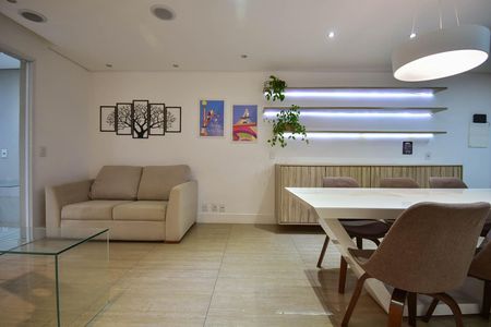 Apartamento para alugar com 70m², 2 quartos e 1 vaga Apartamento para alugar com 70m², 2 quartos e 1 vagaSala