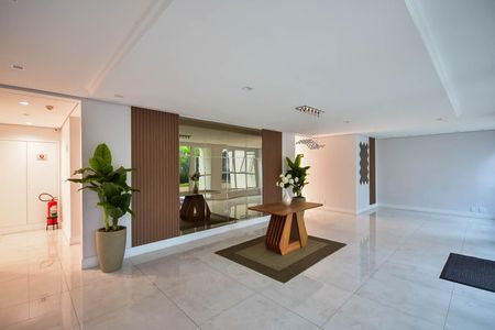 Apartamento para alugar com 70m², 2 quartos e 1 vaga Apartamento para alugar com 70m², 2 quartos e 1 vagaHall Social