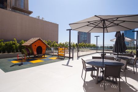 Apartamento para alugar com 98m², 2 quartos e 2 vagas Apartamento para alugar com 98m², 2 quartos e 2 vagasÁrea comum