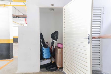 Apartamento à venda com 136m², 3 quartos e 2 vagasDeposito 02