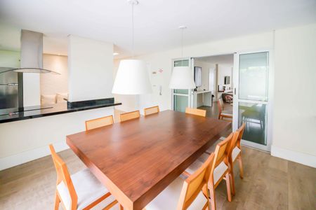 Apartamento à venda com 136m², 3 quartos e 2 vagasÁrea comum - Salão de festas