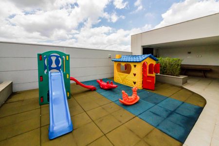 Apartamento à venda com 136m², 3 quartos e 2 vagasÁrea comum - Playground
