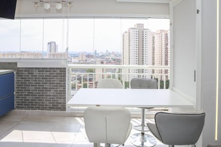 Apartamento à venda com 62m², 2 quartos e 1 vagaSala