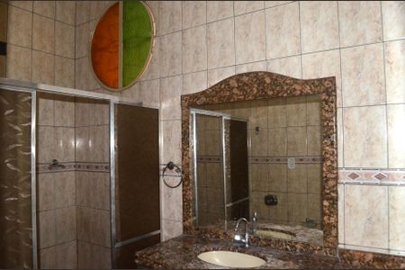 Casa para alugar com 150m², 3 quartos e 2 vagasBanheiro Corredor