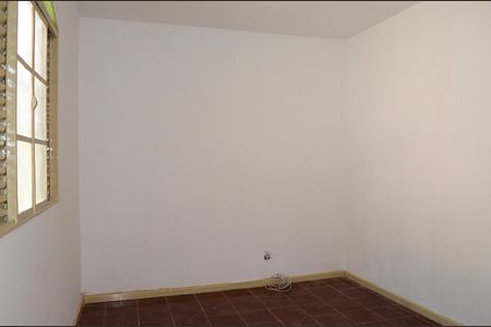 Casa para alugar com 150m², 3 quartos e 2 vagasSala