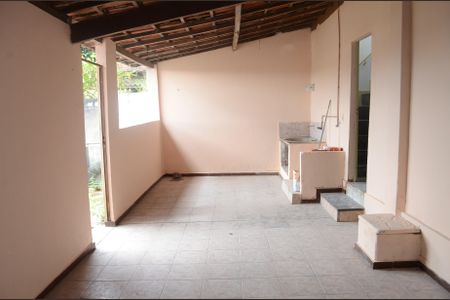 Casa para alugar com 150m², 3 quartos e 2 vagasÁrea externa