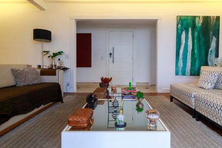 Apartamento à venda com 200m², 3 quartos e 3 vagasSala