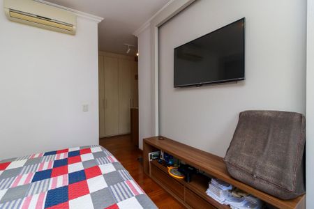 Apartamento à venda com 200m², 3 quartos e 3 vagasSuíte 2