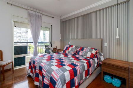 Apartamento à venda com 200m², 3 quartos e 3 vagasSuíte 2