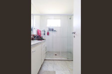 Apartamento à venda com 200m², 3 quartos e 3 vagasSuíte 2 - Banheiro