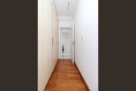 Apartamento à venda com 200m², 3 quartos e 3 vagasCorredor