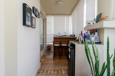 Apartamento à venda com 200m², 3 quartos e 3 vagasSala - Varanda
