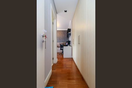 Apartamento à venda com 200m², 3 quartos e 3 vagasSuíte 3