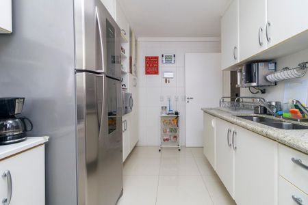 Apartamento à venda com 200m², 3 quartos e 3 vagasCozinha