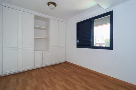 Apartamento à venda com 131m², 4 quartos e 3 vagasQuarto 3