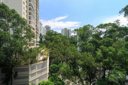 Apartamento à venda com 131m², 4 quartos e 3 vagasVista da Suíte