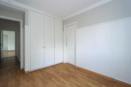 Apartamento à venda com 131m², 4 quartos e 3 vagasQuarto 2