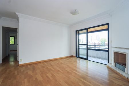 Apartamento à venda com 131m², 4 quartos e 3 vagasSala