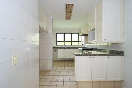 Apartamento à venda com 131m², 4 quartos e 3 vagasCozinha