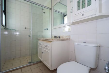 Apartamento à venda com 131m², 4 quartos e 3 vagasBanheiro