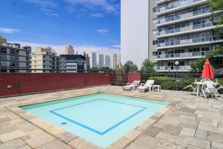 Apartamento à venda com 131m², 4 quartos e 3 vagasÁrea comum - Piscina