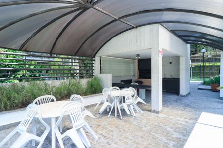 Apartamento à venda com 131m², 4 quartos e 3 vagasÁrea comum - Churrasqueira