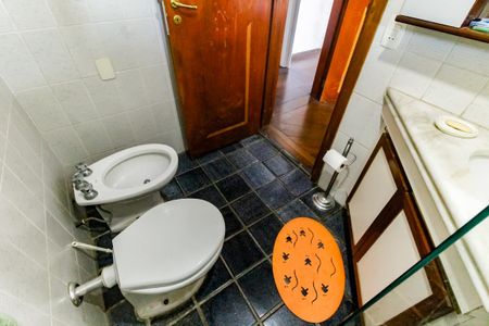 Apartamento à venda com 148m², 3 quartos e 3 vagasBanheiro da Suíte 2