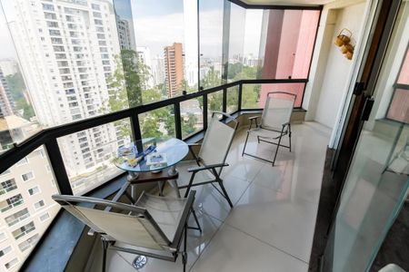 Apartamento à venda com 148m², 3 quartos e 3 vagasVaranda gourmet