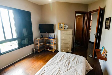 Apartamento à venda com 148m², 3 quartos e 3 vagasSuíte 2