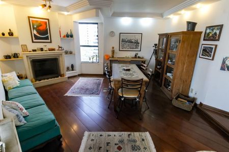 Apartamento à venda com 148m², 3 quartos e 3 vagasSala 2