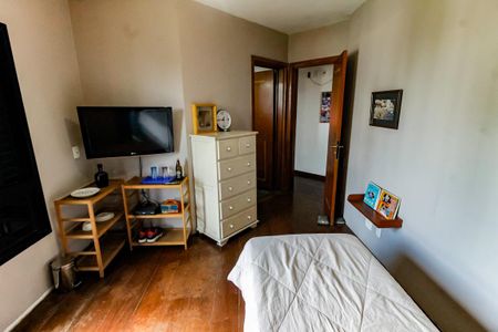 Apartamento à venda com 148m², 3 quartos e 3 vagasSuíte 2