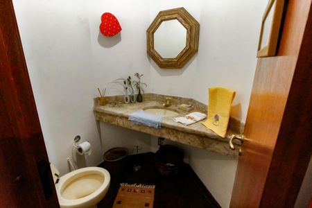 Apartamento à venda com 148m², 3 quartos e 3 vagasLavabo