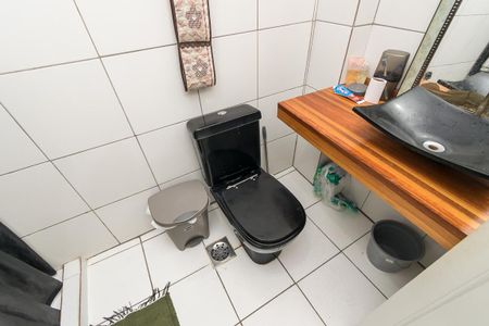 Apartamento à venda com 72m², 2 quartos e sem vaga Apartamento à venda com 72m², 2 quartos e sem vagaBanheiro