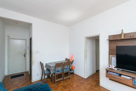 Apartamento à venda com 72m², 2 quartos e sem vaga Apartamento à venda com 72m², 2 quartos e sem vagaSala