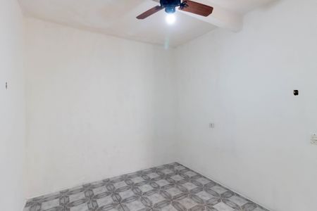Casa à venda com 42m², 1 quarto e sem vaga Casa à venda com 42m², 1 quarto e sem vagaQuarto