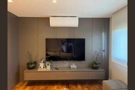 Apartamento para alugar com 105m², 2 quartos e 3 vagas