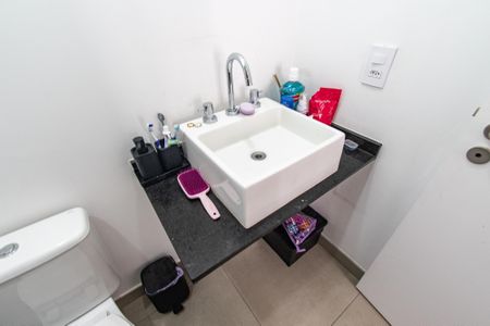 Apartamento à venda com 61m², 2 quartos e 1 vagaBanheiro da suíte