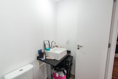 Apartamento à venda com 61m², 2 quartos e 1 vagaBanheiro Social