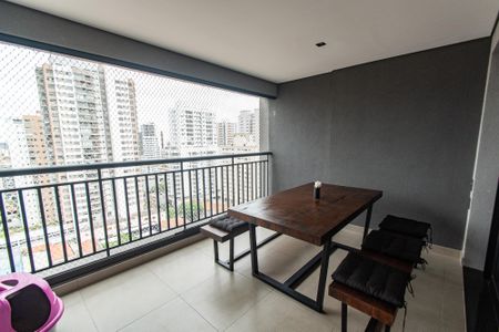 Apartamento à venda com 61m², 2 quartos e 1 vagaVaranda