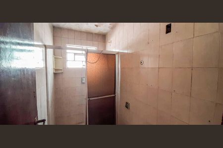 Casa à venda com 250m², 4 quartos e 2 vagasCasa 1 - Banheiro