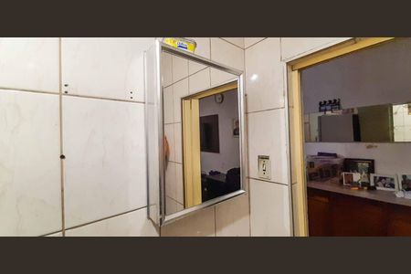 Casa à venda com 250m², 4 quartos e 2 vagasCasa 2 - Banheiro